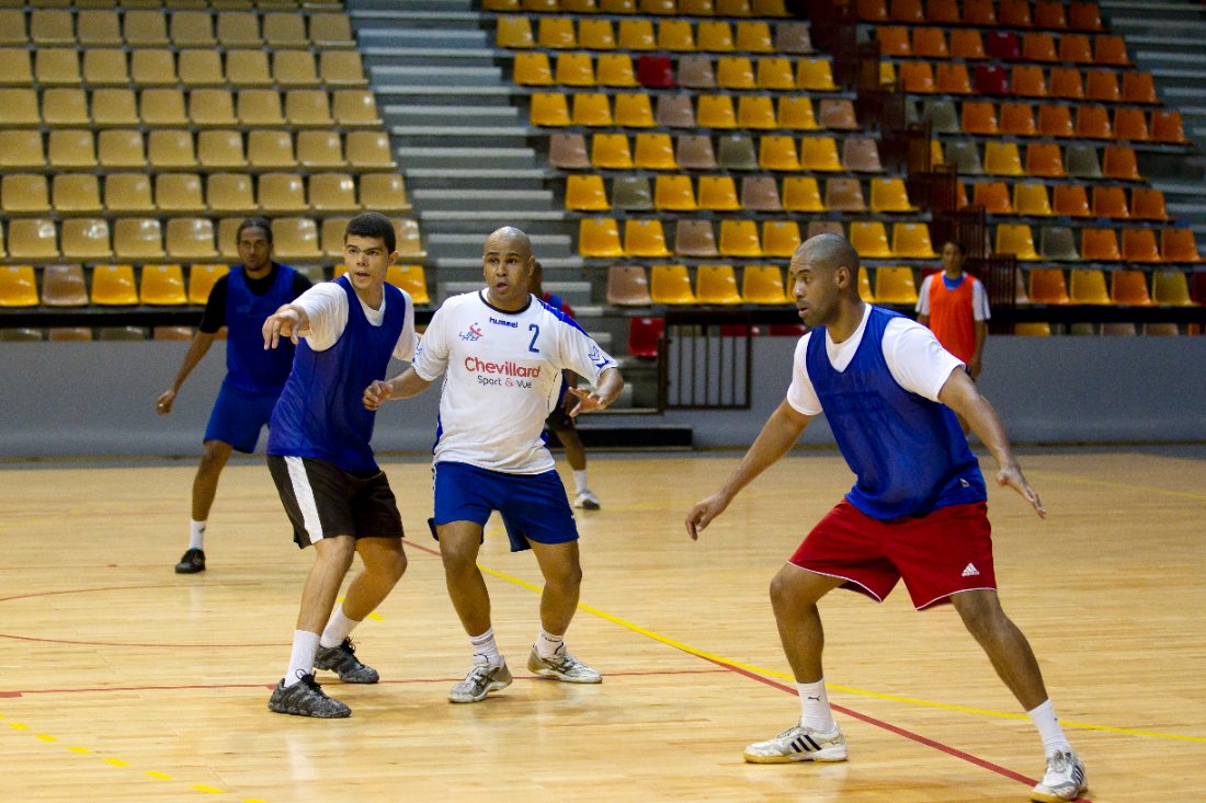 Adriano Marlin — Sélection de La Réunion contre le THW Kiel, 2012
